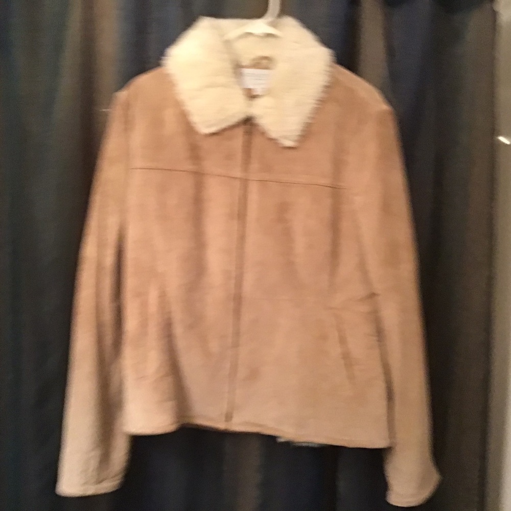 Sonoma Tan Suede Jacket with Cream Sherpa Collar